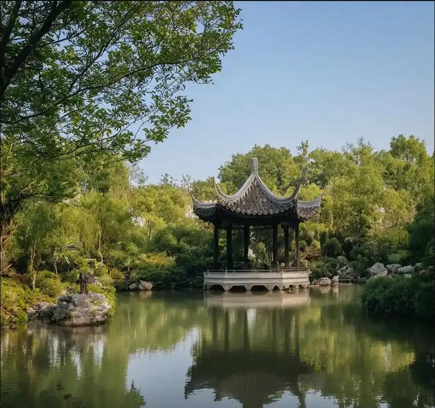 阜康雪萍餐饮有限公司